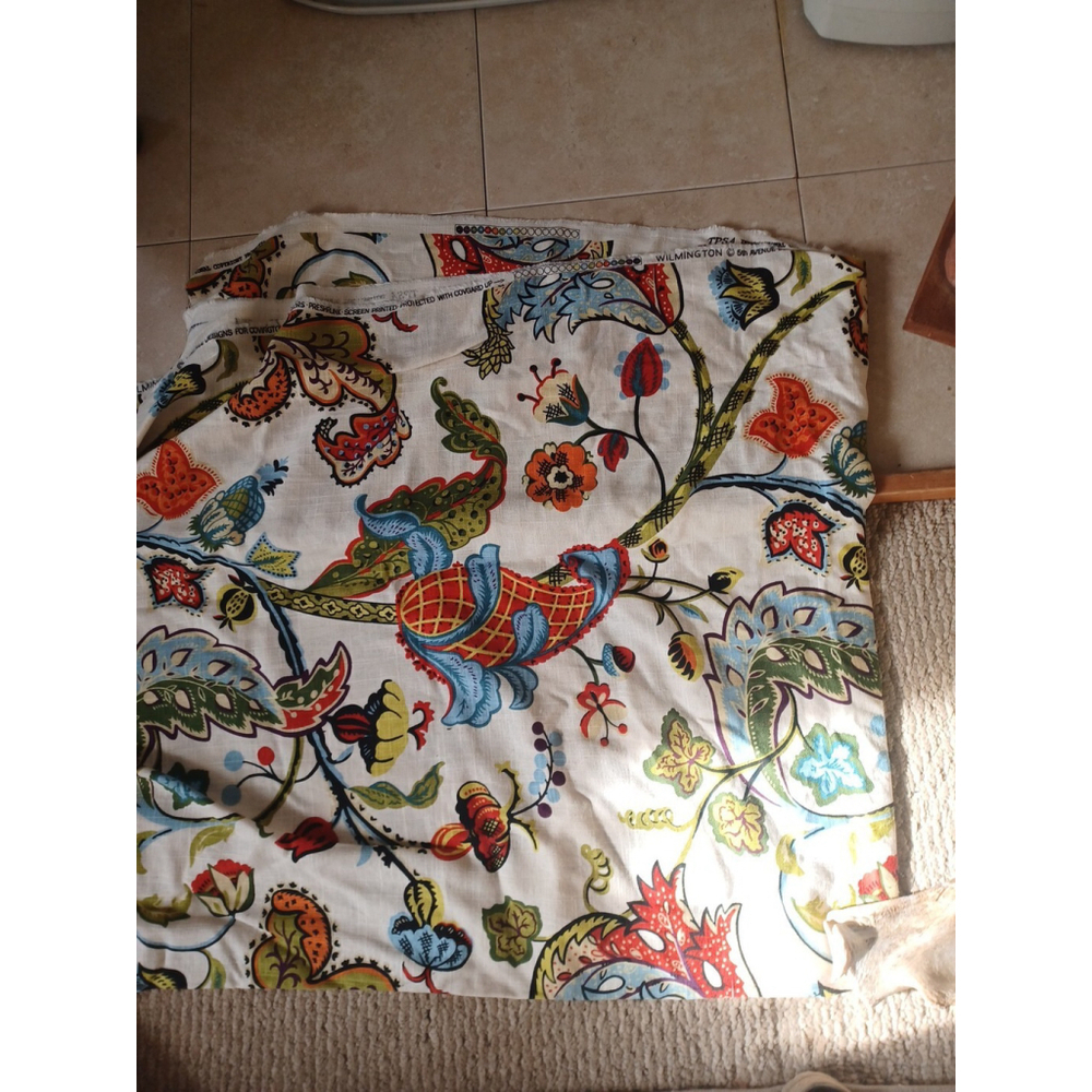 1.5 Yards Vtg. Designer Cotton Print for 5th AVENUE DESIGNS MCMXCI